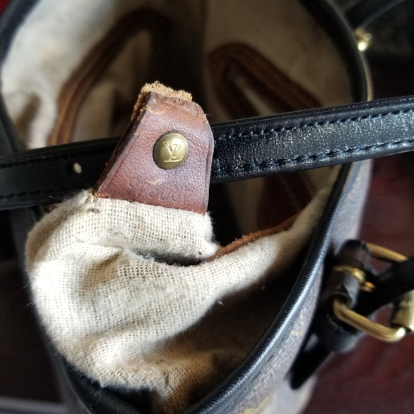 LOUIS VUITTON sale!  sale! CUSTOM BLACK PETIT BUCKET - Picture 9 of 12